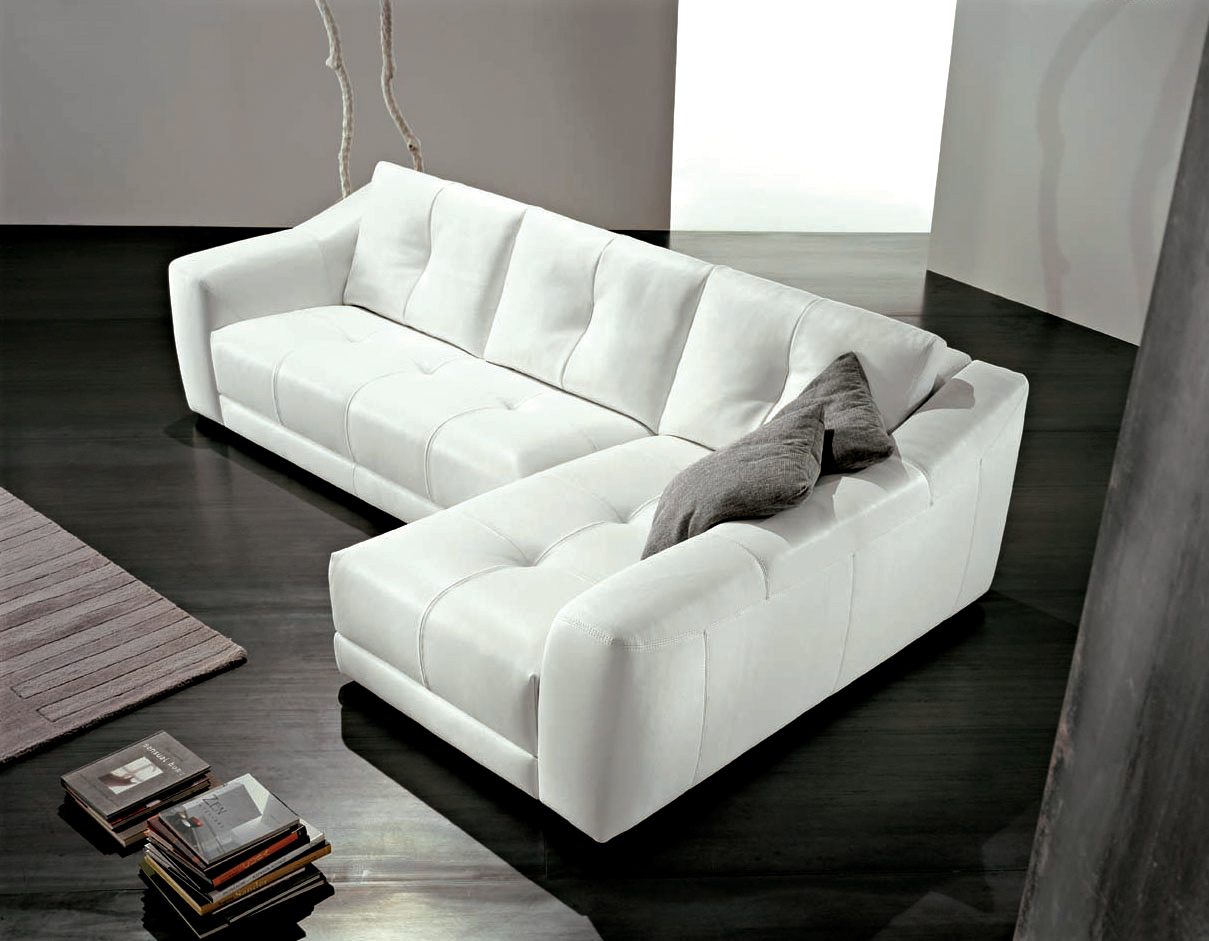 Sofá moderno de piel blanca
